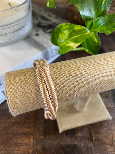 WATER RESISTANT 2 STRAND RIBBED TWISTED BRACELET, MATTE GOLD