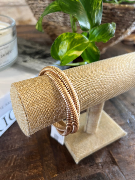 WATER RESISTANT 2 STRAND RIBBED TWISTED BRACELET, MATTE GOLD