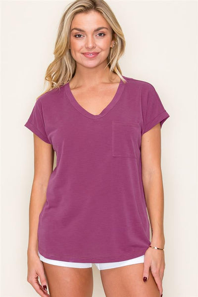 MAGENTA V-NECK POCKET TEE
