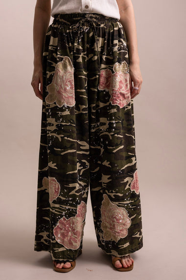 FLOWER PATCHWORK CAMO PANTS