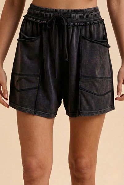 MACKIE MINERAL WASH SHORTS, BLACK