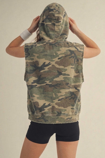 SLEEVELESS STATEMENT HOODIE, CAMO