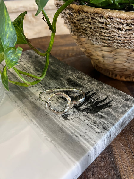 CIRCLE HINGED BRACELET