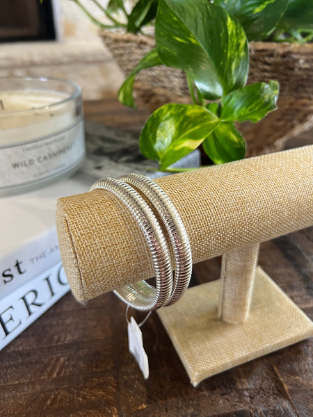 WATER RESISTANT RIBBED TEXTURED BRACELETS, SILVER