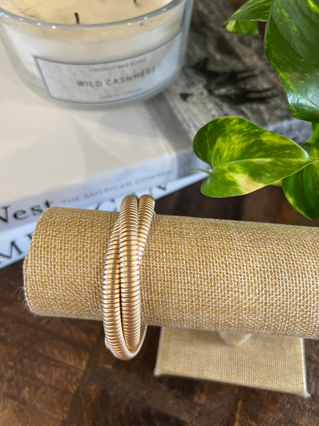 WATER RESISTANT 2 STRAND RIBBED TWISTED BRACELET, MATTE GOLD