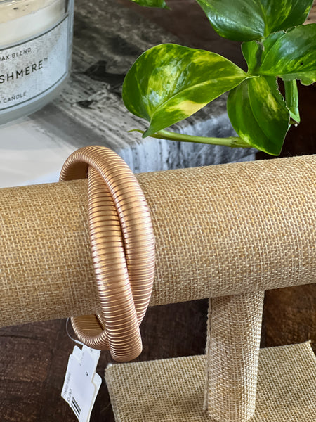 WATER RESISTANT 2 STRAND RIBBED TWISTED BRACELET, MATTE GOLD