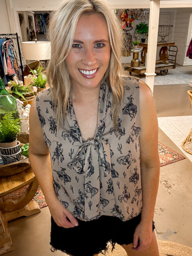 BUCKING HORSE TIE BLOUSE, MOCHA/BLACK