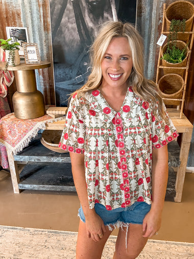 SCALLOPED COLLAR BLOUSE, CREAM/RED