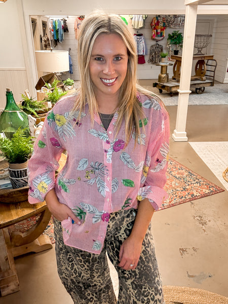 POLLY PARROT & STRIPE BUTTON DOWN