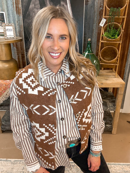 VAYLA AZTEC BUTTON DOWN VEST, AMBER BROWN