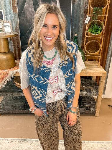 VAYLA AZTEC BUTTON DOWN VEST, BLUE