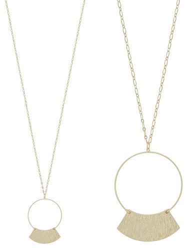 OPEN CIRCLE W/ FANNED SHAPE NECKLACE, GOLD