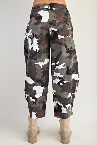 CLAIRE CAMO BARREL PANTS