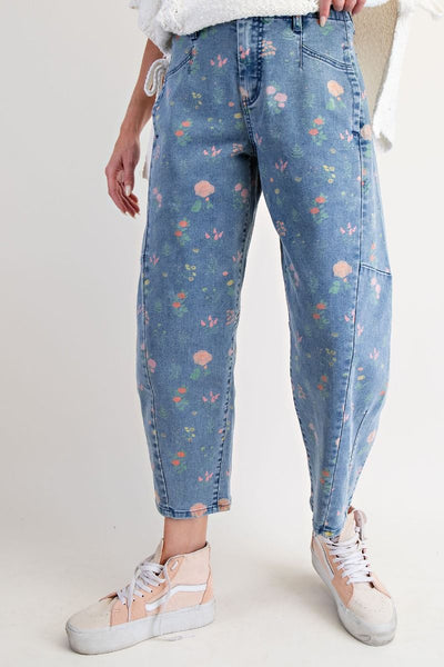 FLORAL PRINTED BARREL PANTS, WASHED DENIM