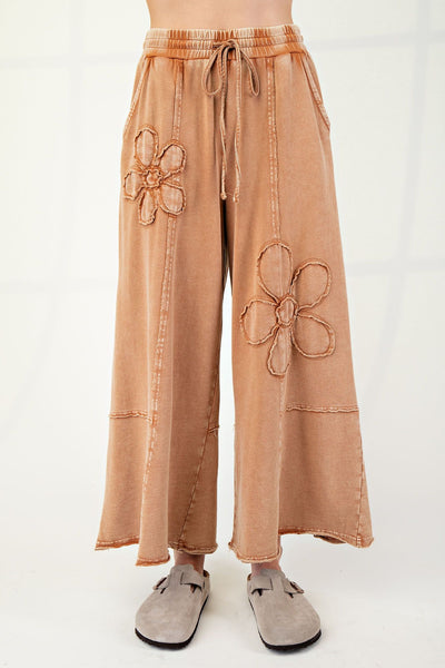 FLOWER PATCH TERRY KNIT PANTS